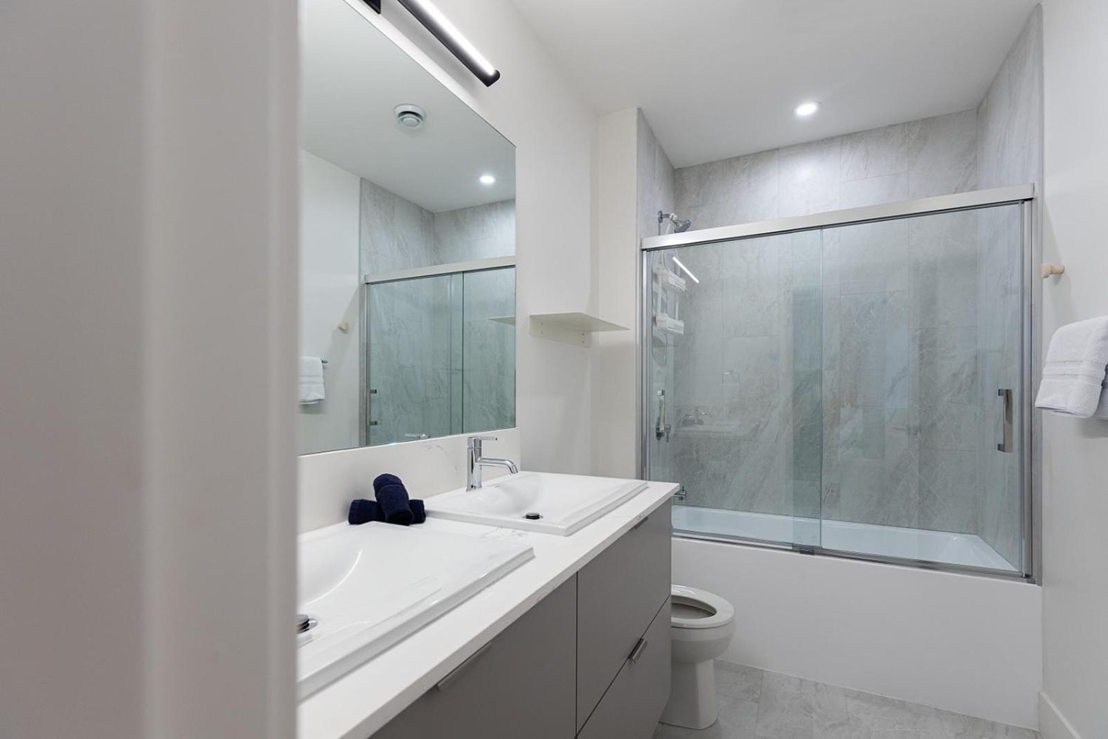 Tally Ho By Revelstoke Vacations Exterior foto