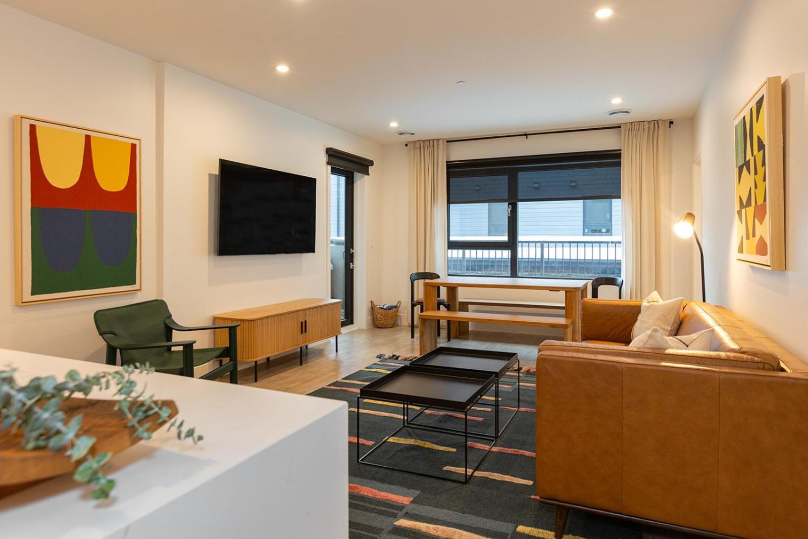 Tally Ho By Revelstoke Vacations Exterior foto